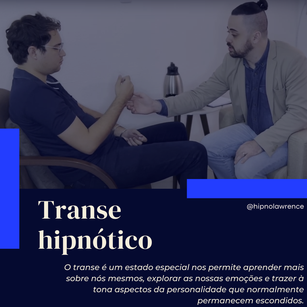 Psicólogo Clínico Victor Lawrence especializado em Hipnose Ericksoniana e Terapia para Adultos em Goiânia no momento de atendimento